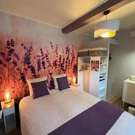 לינה וארוחת בוקר Culinaire La Mouline - Adults Only 4*